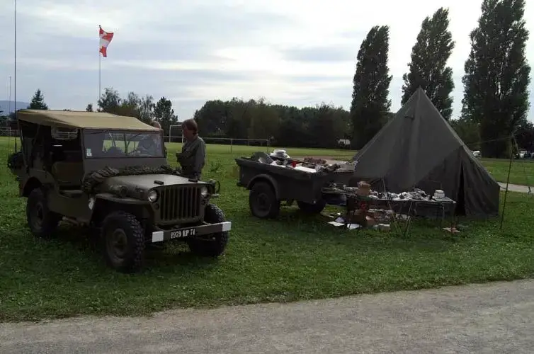 1ère Fête des Véhicules Militaires 2006 à Veigy-Foncenex. - vue 19