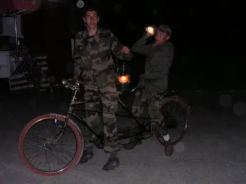 1ère Fête des Véhicules Militaires 2006 à Veigy-Foncenex. - vue 22